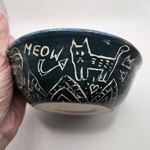 Cute handmade ooak cat pottery Happy Vibes bowl 6" green Sgraffito ceramic dish